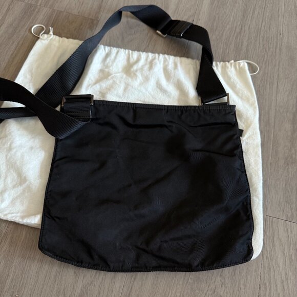 PRADA Shoulder Bag Nylon Triangle Logo Plate Zipper Black - Picture 6 of 6